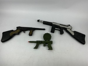 Vintage Cap Gun and Squirt Gun Lot