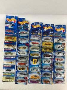 40 Hotwheels Cars