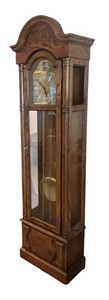 DR - Exquisite Howard Miller Grandfather Clock Howard Miller