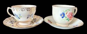 K - Bone China Teacups & Saucers Colclough Blue Flowers, Royal Crafton Pink Florals Set