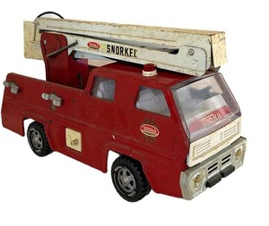 FR - Vintage Fire Truck Tonka Snorkel Toy