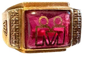 K - 10K Ring Size 10.5 Red Stone Monogram