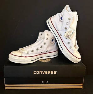 FR - New Converse Chuck Taylor All Star High Top Sneakers Mens 4 Womens 6 M7650