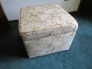 Ottoman with storage, 19 x 19 x 1...