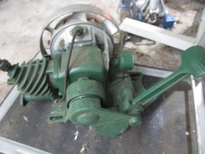 Antique kick start engine, refurbis...