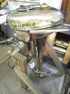 Antique outboard motor, Evinrude Sp...
