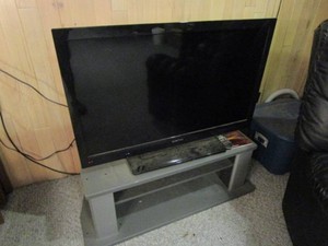 Spectre television 38 and stand, 3...