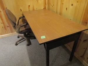 Desk  folding table 60 x 30 x 29...