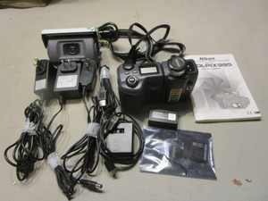Nikon Cool Pix995 digital camera, V...