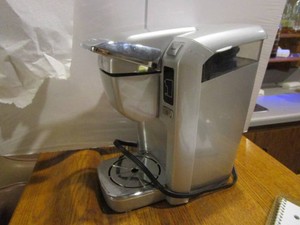 Keurig B31 single pod brewer...