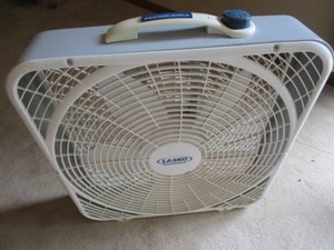 Lasko box fan, Weather Shield 3 spe...