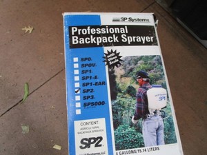 Back pack sprayer, appears new in b...