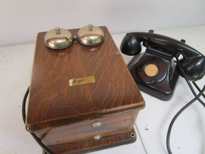 Monarch antique ringer box - quarte...