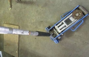 Blue Point floor jack, 1-12 ton...