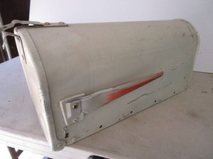 Mailbox, 19l...