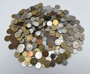 Huge Foreign Coin Lot - Antique Australian Pennies, Wheat Pennies, Euros, Japanese Yen, Yuan, Canadian, and More