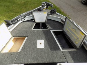 1995 Alumacraft Phantom F/S, Mercury 150hp, Shorlander roller trailer (Remarkably clean boat)