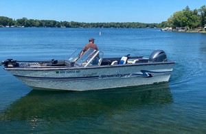 1995 Alumacraft Phantom F/S, Mercury 150hp, Shorlander roller trailer (Remarkably clean boat)