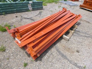 18 Pallet Racking 8 Beams