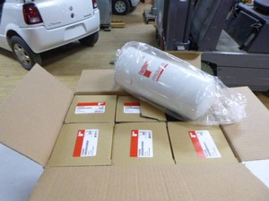 NEW 6 Fleetguard Fuel Filters
