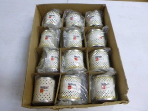 NEW 12 Fleetguard Fuel Filters