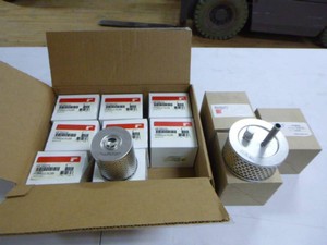 NEW 11 Fleetguard Hydraulic Filters