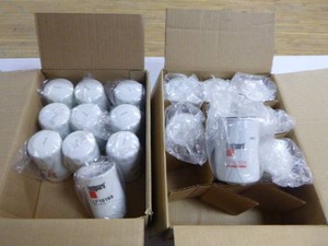NEW 18 Fleetguard Lube Filters