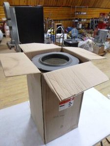 NEW Fleetguard Air Filter