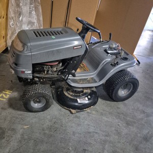 craftsman riding lawnmower