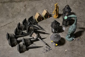 yard decoration items