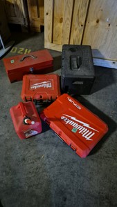 empty boxes gas can