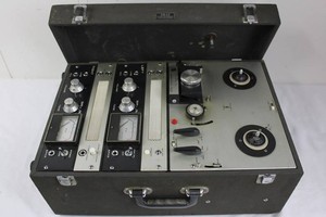 Vintage Akai M-8 Stereo Reel to Reel Tape Recorder With Case