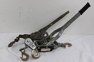 Lever Chain Hoist Set (Lot of 2)
