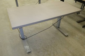 24x48 electric adjustable height desktable by esi