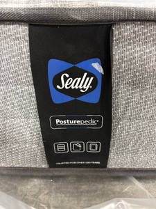 Sealy Posturepedic Queen Size Mattress