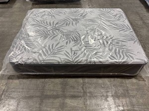 Sealy Posturepedic Plus Pillow Top Queen Mattress