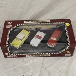 1957 Chevy 143 Collectors 3 Car Set