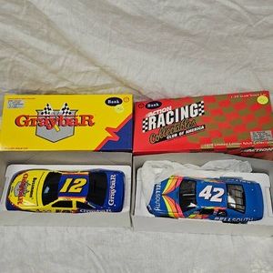 2-124 Scale Action Banks