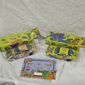 2-1:24 Scale Scooby Doo Nascar Cars
