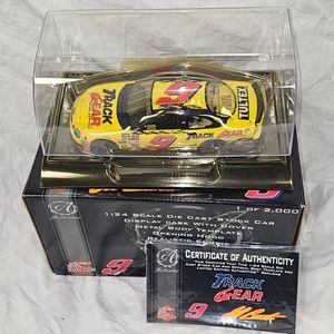 124 Authendics Jeff Burton Deluxe Nascar