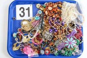 Lot of Miscellaneous Costume Jewelry