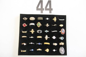 Lot of Miscellaneous Costume Rings