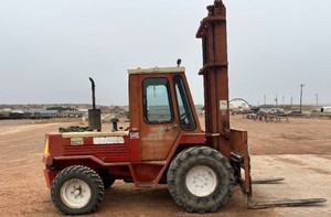 1985 KD Manitou Y1002TC Tractor Lift with Cab