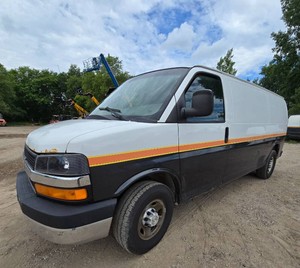 2014 Chevrolet EC Express Van