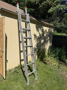 Extension Ladder - Aluminum Sectional Ladder
