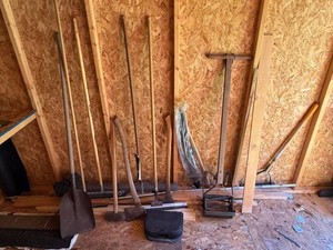 Garden Tools - Assorted Shovels, Hoes, Rakes & Hand Tools