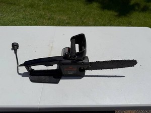 Electric Chainsaw - Remington Ranger RM1025P 10in