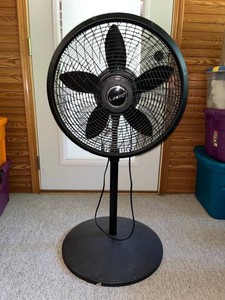 Pedestal Fan - Lasko Floor Fan