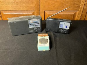 Portable Radios - Sony ICF-26, Jensen MR-600 & Studebaker SB7803MW Mixed Lot