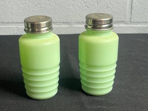 VTG Jadeite Salt and Pepper Shakers - CB Green Glass Pair